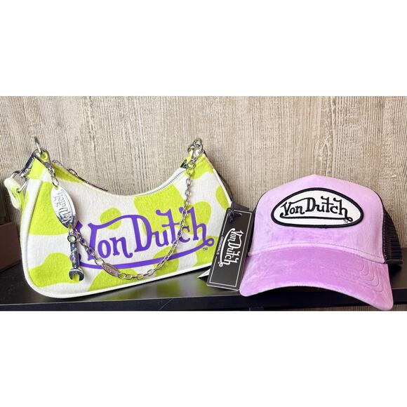Von Dutch Handbags - Von Dutch New With Tags Giraffe Purse & Trucker Hat Bundle!